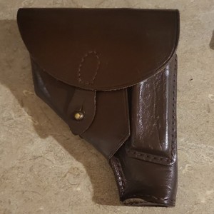 Original Polish Military P64 pistol holster.  Also fits Makarov and M70's