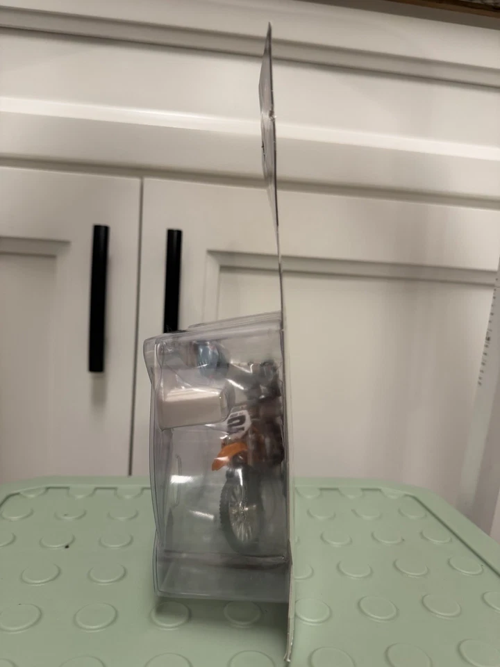 2003 Hot Wheels Moto Jeremy McGrath #2 Dirtbike Toy Motocross Figure MX Rare New - Image 4 of 4