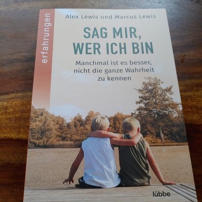Sag mir, wer ich bin von Alex Lewis (2021, Taschenbuch)