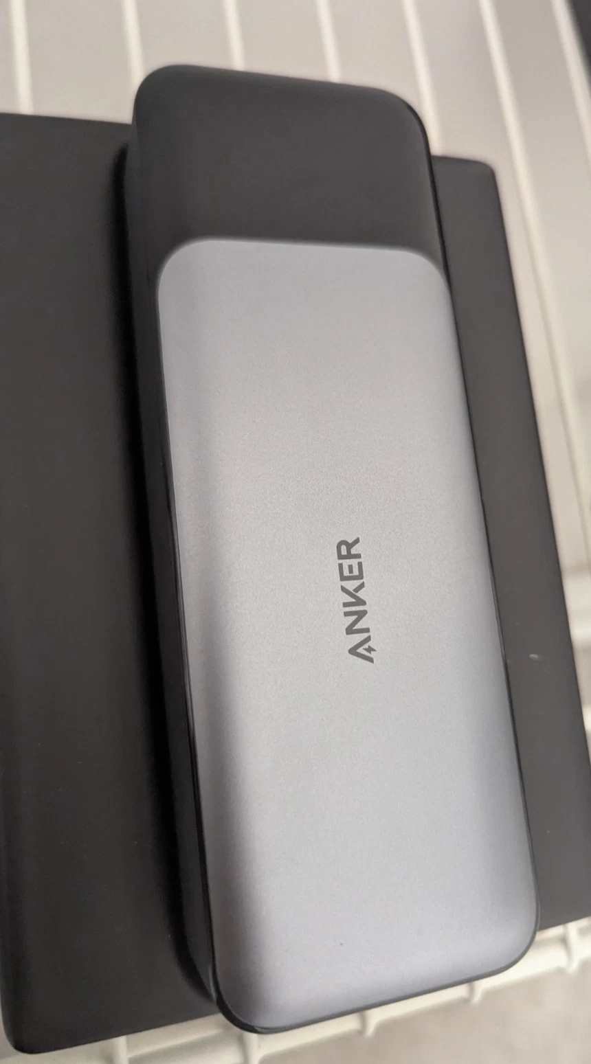 Anker Power Bank (24000mAh, 140W, 3-Port) - Thumbnail 3