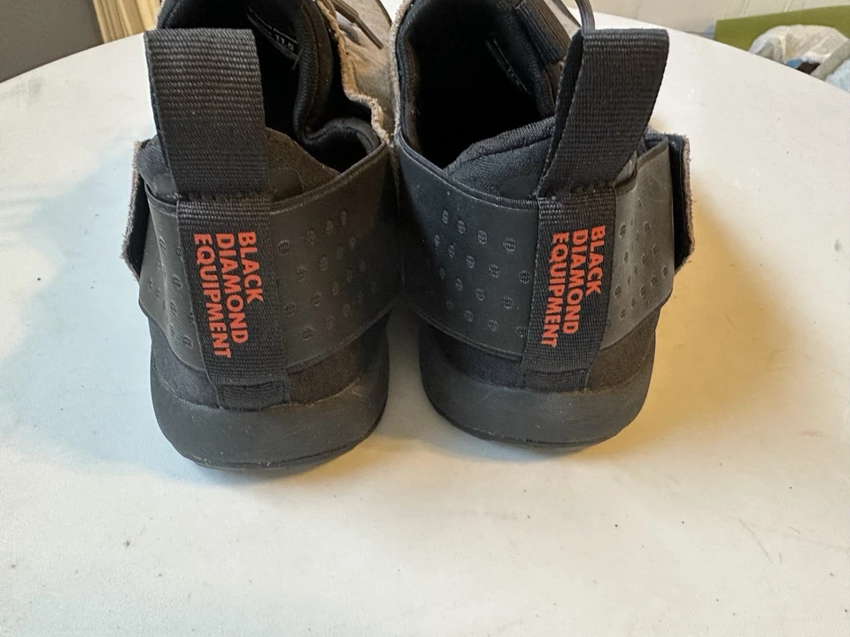 Zapato de aproximación Black Diamond Session Gamuza para hombre en color nogal. Talla 11,5 Foto 2 de 4