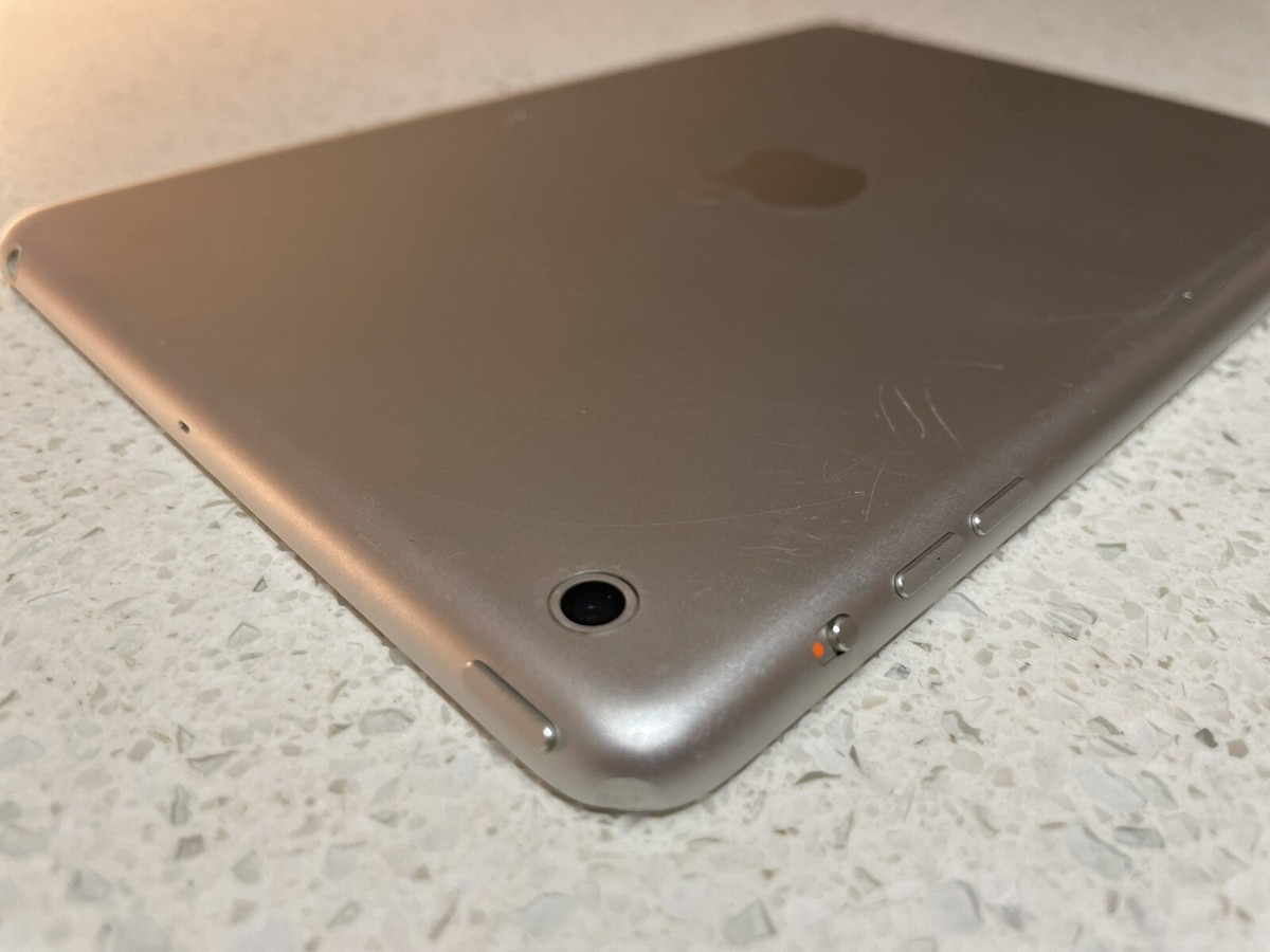 Apple - iPad mini 初代 32GB シルバー Apple iPad mini Wi-Fiモデル 32GB MD532J/A [ホワイト&シルバー