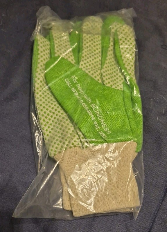 Womans Medium Work Gloves Green Gardening 