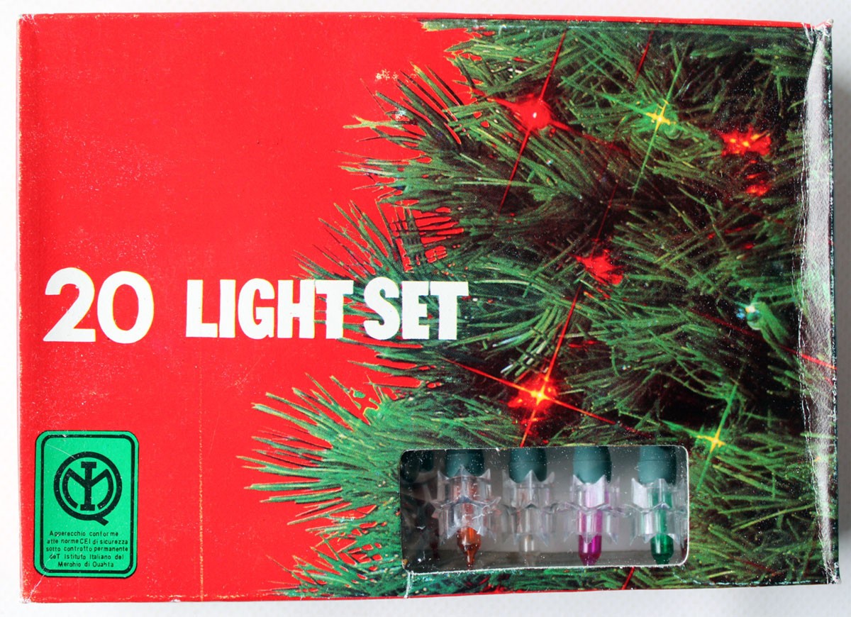 RARE VINTAGE 80'S CHRISTMAS 20 LIGHT SET DIAMOND TREE STRING
