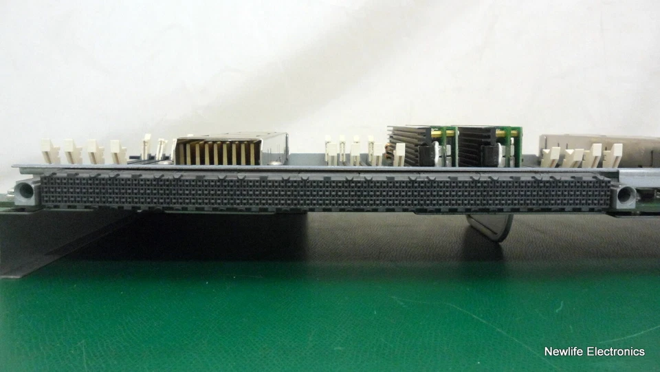 HP A6961-69804 16-Slot Memory Board for Integrity RX4640 Servers A6961A - Image 4 of 4