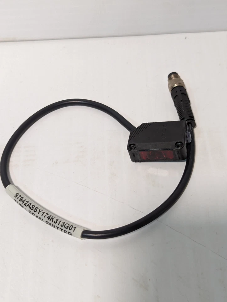 Omron E3ZT81J0SRL-U1 Photoelectric Sensor Assy Emitter - Image 2 of 4