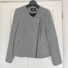 Ladies Vivella Jacket Size 14