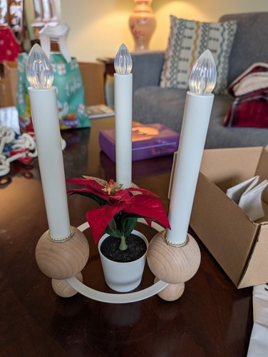 strala candle Christmas poinsettia
