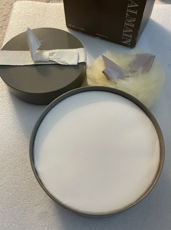 Polvo para polvo Balmain Jolie Madame nuevo en paquete vintage 5,5 OZ caja original sellada Foto 3 de 4
