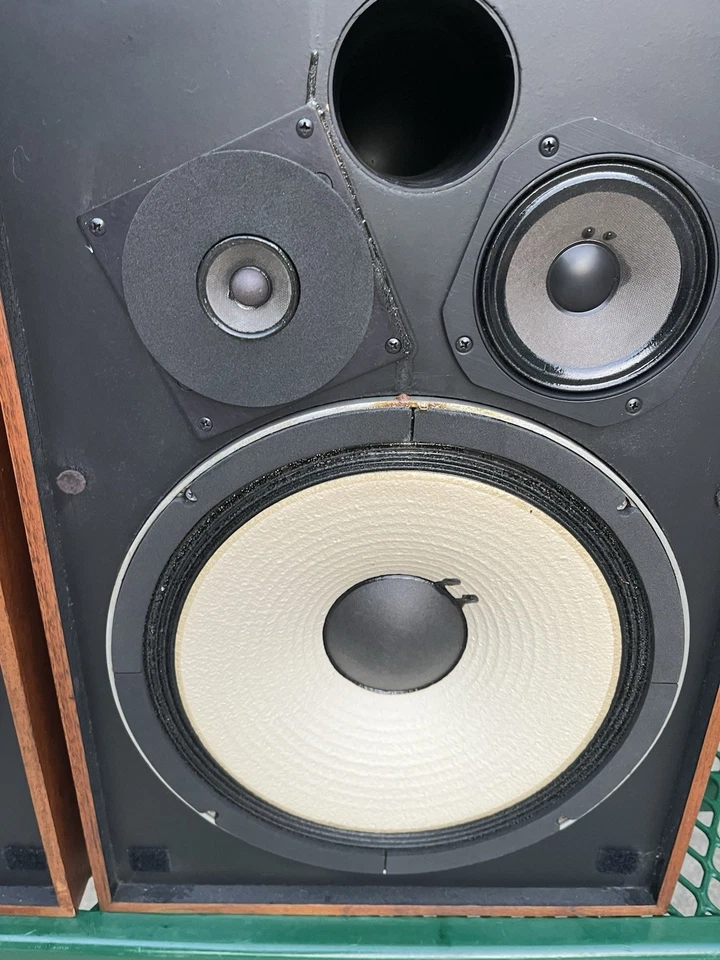 JBL 4311B Studio Speakers pair Jbl 2213H Le25-2 Le5-10 control monitors  - Image 4 of 4