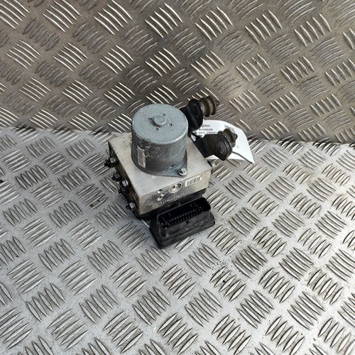 VW Passat Variante B7 365 ABS -Pumpe 3AA614109AG 2.0 Diesel 103KW 2012 31045358