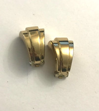 Boucles d'oreilles clips en métal doré Grossé Germany créateur de Dior Vintage