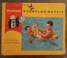 Vtg Kodak Brownie Starflex Outfit Camera - Original Box with unused flash bulbs 