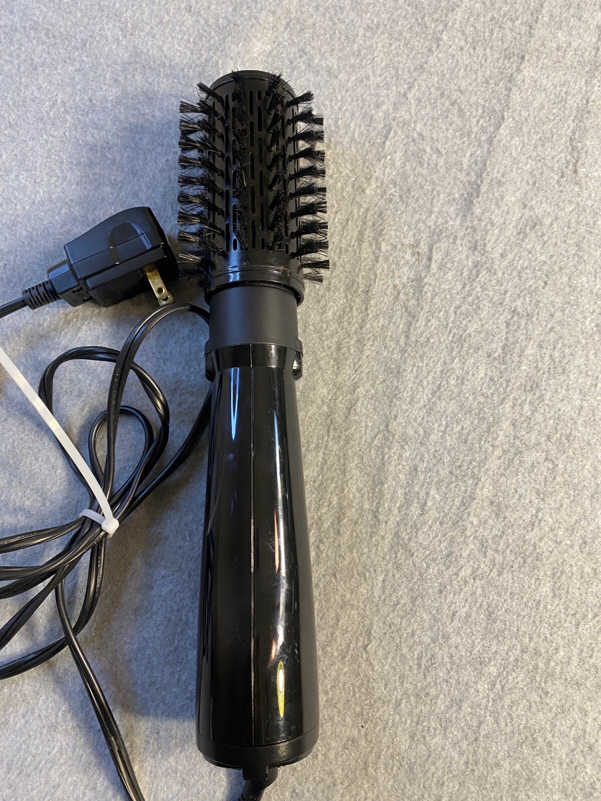 Infiniti Pro by Conair Spin Air Rotating Styler Hot Air Brush 2inch