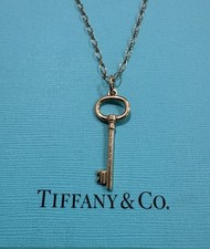 Tiffany & Co Gold 750 /18k Key And Fancy Oval Link Chain Necklace 💗