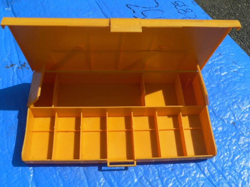 AURORA MODELO MOTOR THUNDERJET 500 AMARILLO ESTUCHE FOSO DE TRANSPORTE PARA COCHES SLOT Foto 4 de 4