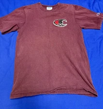 Vintage Champion Embroidered Big C LOGO Men's Maroon T-shirt size Medium