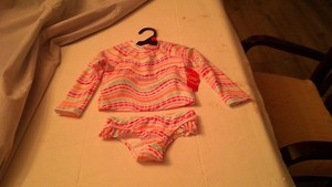 New Wonder Nation Infant  Bathing Suit 2-Piece Set with Rash Guard Size 18M