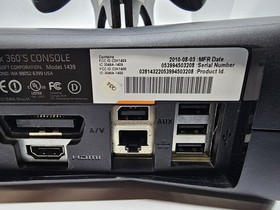 Microsoft Xbox 360 S Console 500GB Model 1439 Bundle works great 👌 Free 📦 