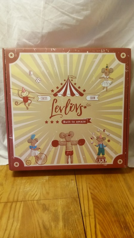 Levlovs The Circus Show Tent Red