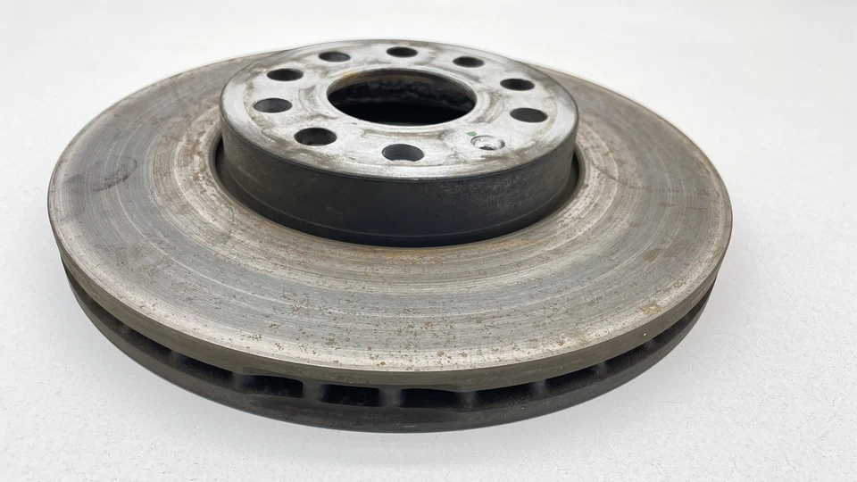 Volkswagen Golf Jetta Beetle 2010-2022 rotor de freno de disco OEM #5C0615301D Foto 2 de 4