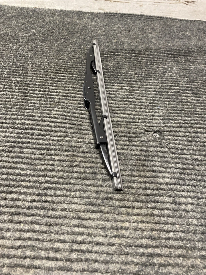 德科 GM OE/GM 正品零件 84215609 - 挡风玻璃刮片 — 第 3/4 张图片