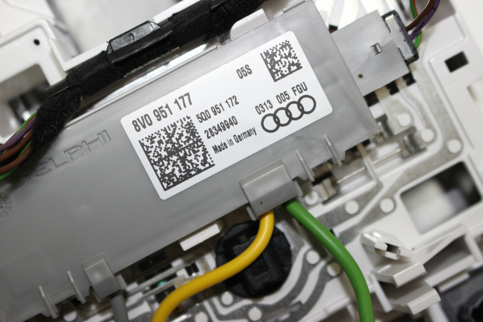 2013 AUDI A3 / INTERIOR LIGHT UNIT 8V0947135A eBay