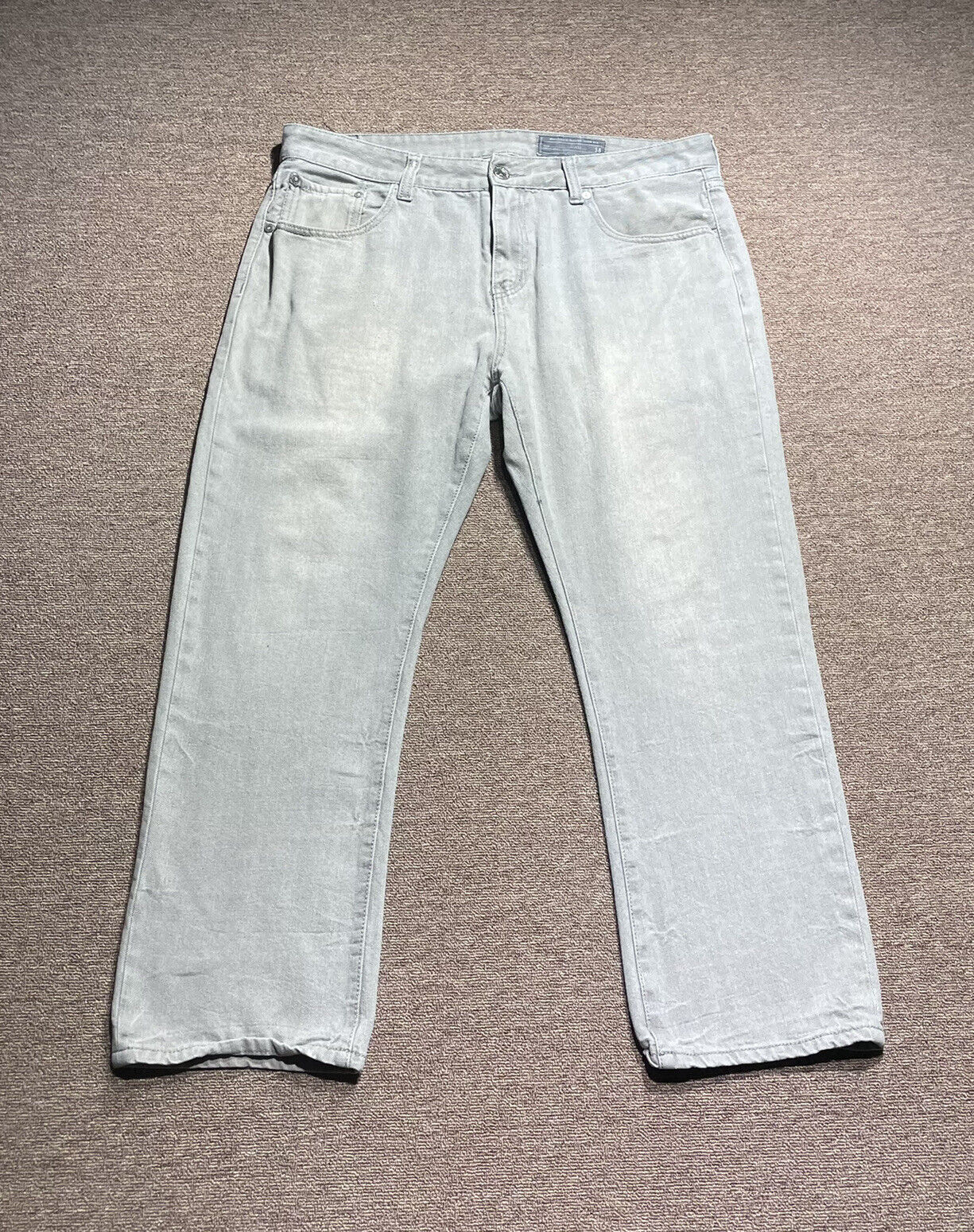 Marc Ecko & Mens Jeans Straight Leg Gray Denim Pants Fits