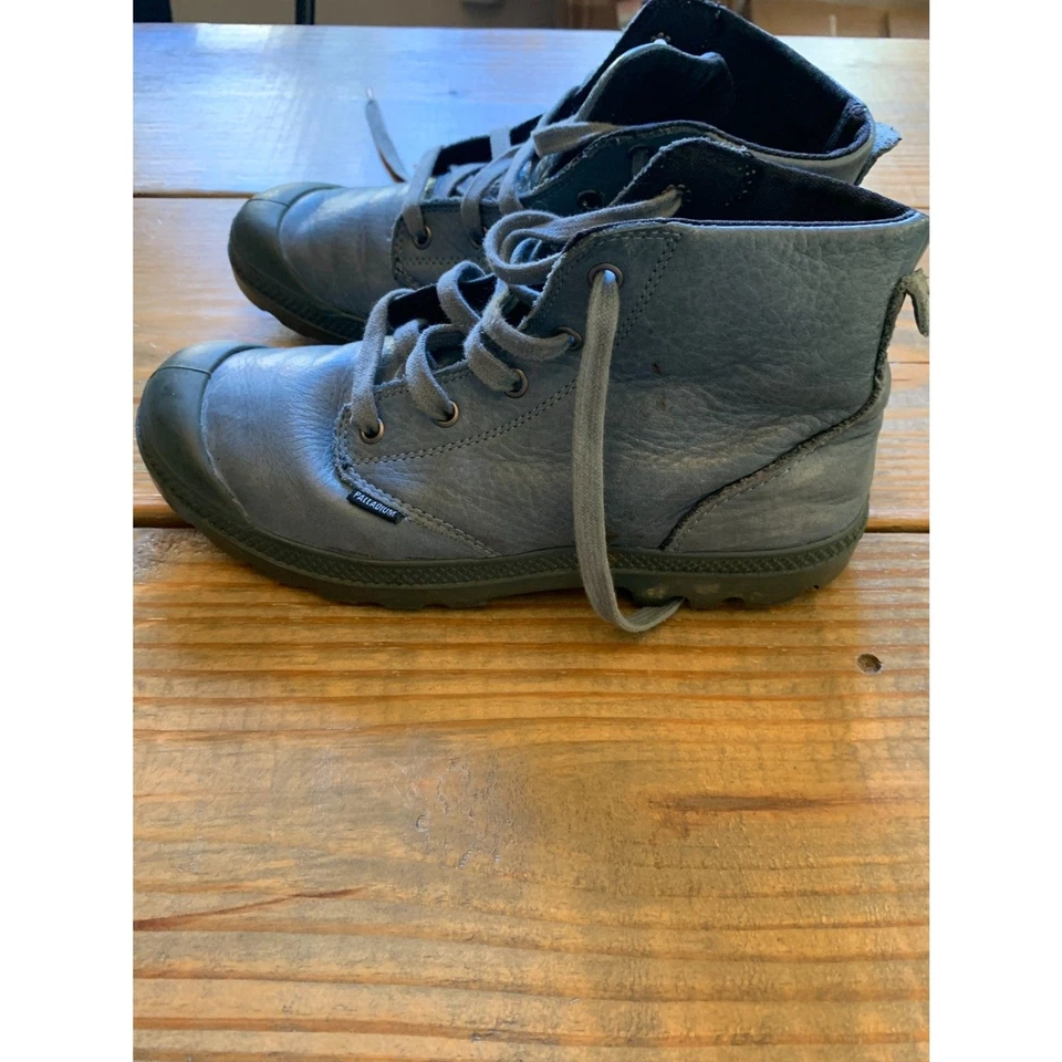 Botas de cuero paladio verde azulado para mujer 9 Foto 2 de 4