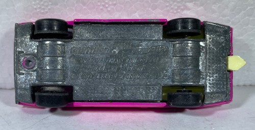 1971 Lesney VAUXHALL GUILDSMAN HOT PINK Green WINDOWS Nice Car - Picture 4 of 4