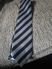 Corbata Terzasso seda negra y plateada