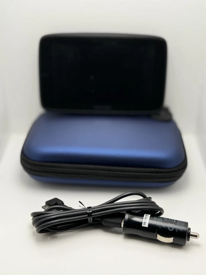 TomTom Go 520 5' GPS Navigation Device with RealTime Traffic, World Maps, WIFI - Image 3 of 3