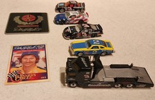  Dale Earnhardt,Goodwrench,Mike Curb,Kenworth Transport, Trading Card & Plaque 