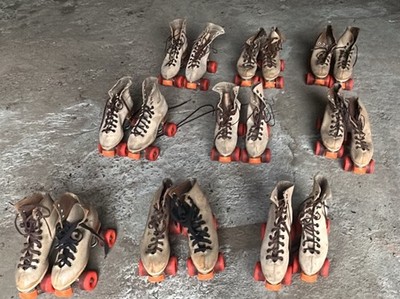 VTG Ladies Riedell Red Wing Leather Roller Skates Sure Grip Trucks Size 5