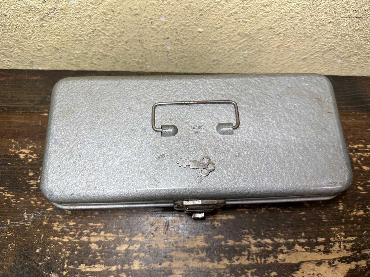 Vintage SWANCO Metal Tool Box Locking w Key USA Excelsior Hardware