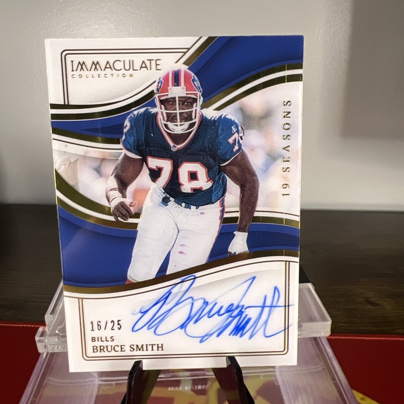 2023 Panini Immaculate Collection 19 Seasons Bruce Smith On Card Auto /25 HOF