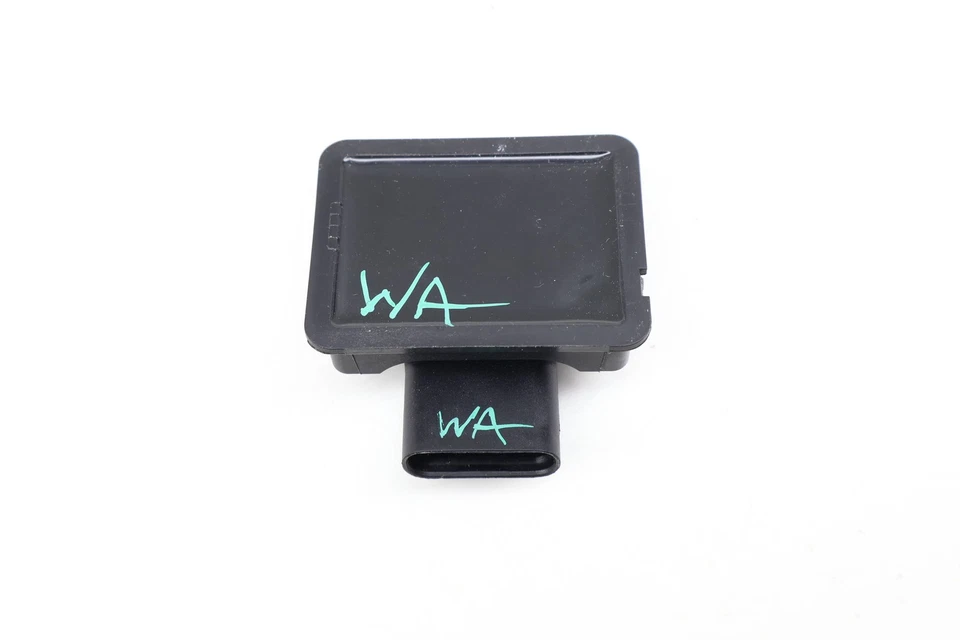 BMW 540I XDRIVE 2017-2023 - BOMBA DE COMBUSTIBLE/módulo de detección de fugas sensor de temperatura Foto 2 de 4