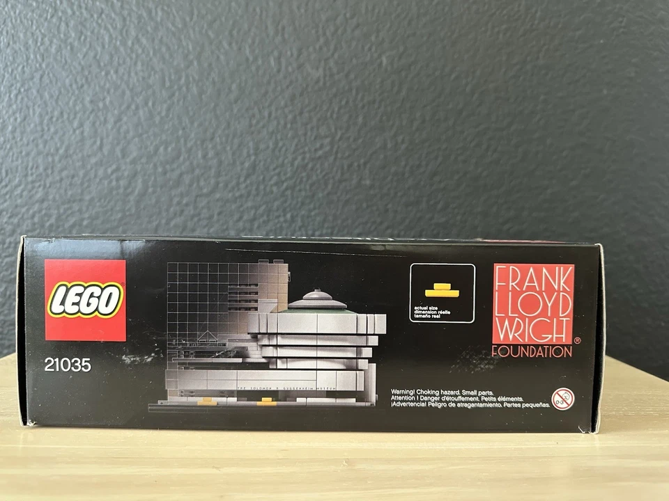 Brand New & Sealed LEGO ARCHITECTURE: Solomon R. Guggenheim Museum (21035) - Image 3 of 4