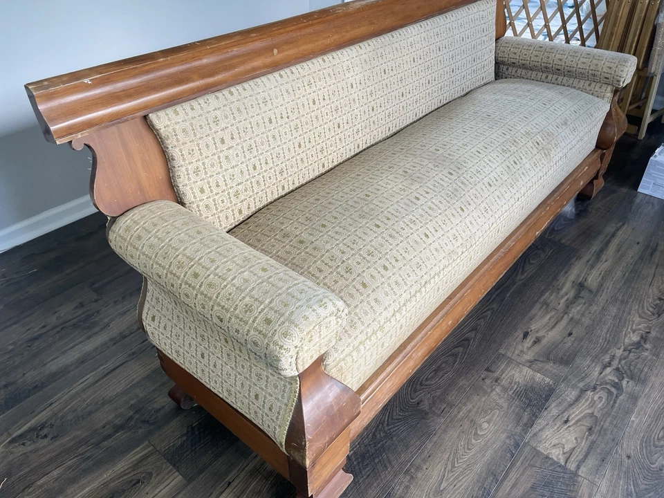 1870-1890’S Vintage Victorian Eastlake Sofa (Settee). Very Good Condition - Image 2 of 4