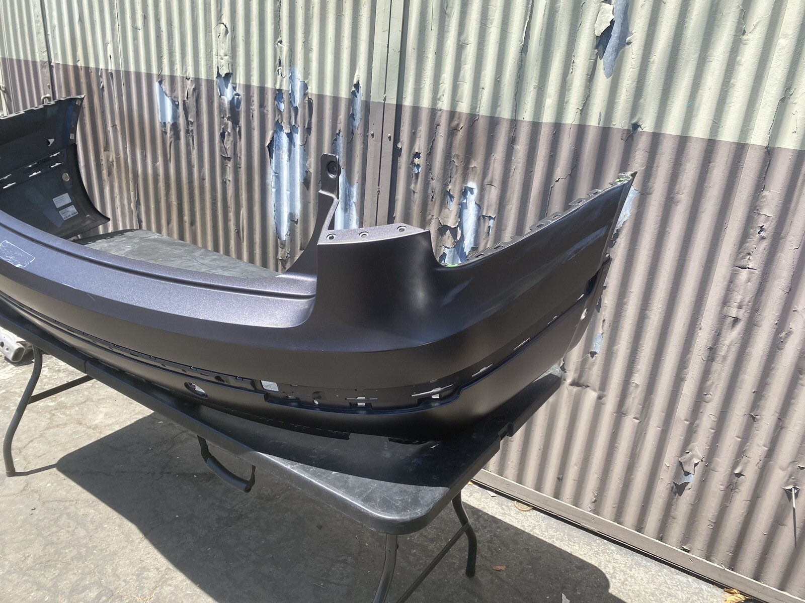 17-19 BENTLEY BENTAYGA REAR BUMPER COVER GENUINE FACTORY OEM