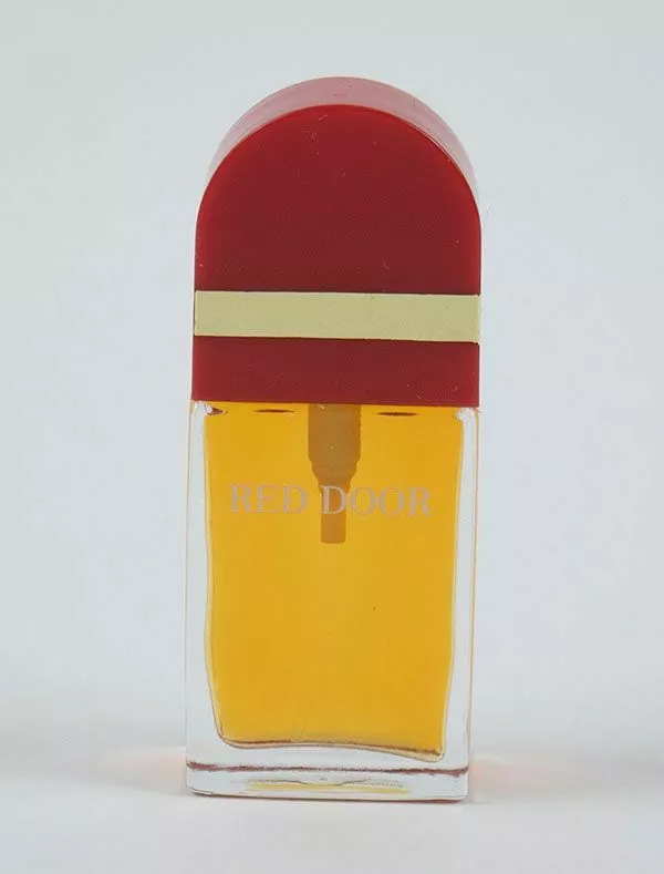Elizabeth arden red door notes sale