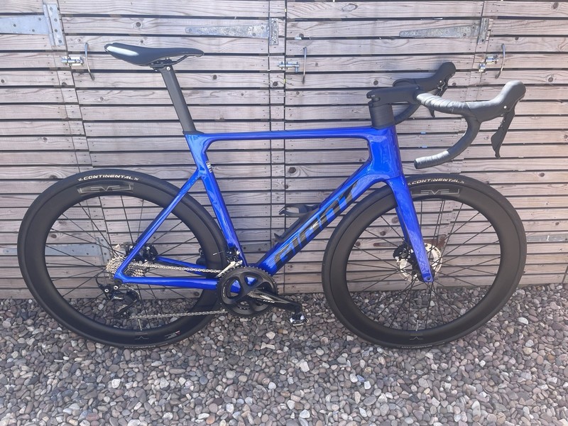 Giant Propel Advanced 2 Carbon Road Bike Medium/Large 2023