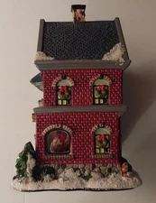 St Nicholas Square Santa's Toy Shop 2005 Musical Illuminated Christmas Village