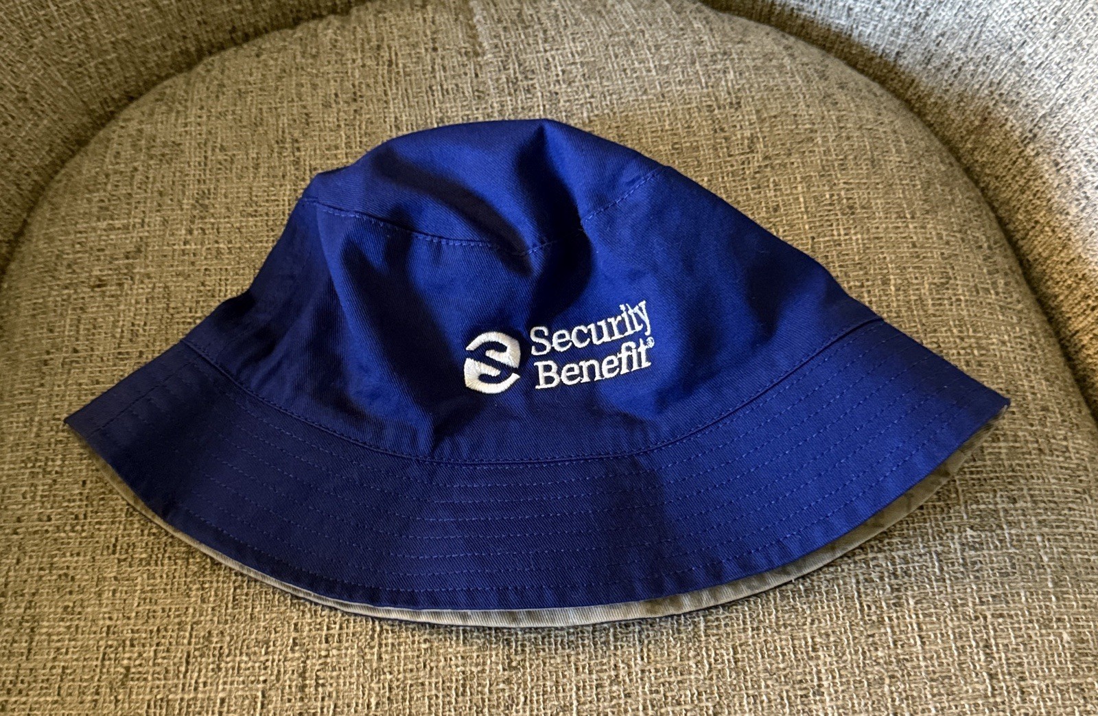 LA Dodgers monogram all over print reversible buc… - image 4