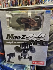 Kyosho 32521GM Mini-Z 4x4 Jeep Wrangler Unlimited Rubicon Granite GRAY RTR HRP