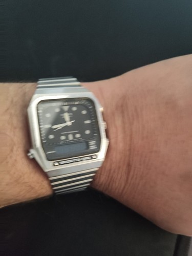Vintage Sports-100 Seiko H461-502A Ana-Digi Japan Quartz Watch