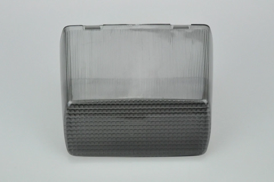 Lente de luz trasera Smoke Fit Yamaha 1988-1992 FZR400 Foto 4 de 4