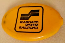 SEABOARD SYSTEM RAILROAD COIN PURSE YELLOW PLASTIC QUIKOIN AKRON OHIO USA POUCH.