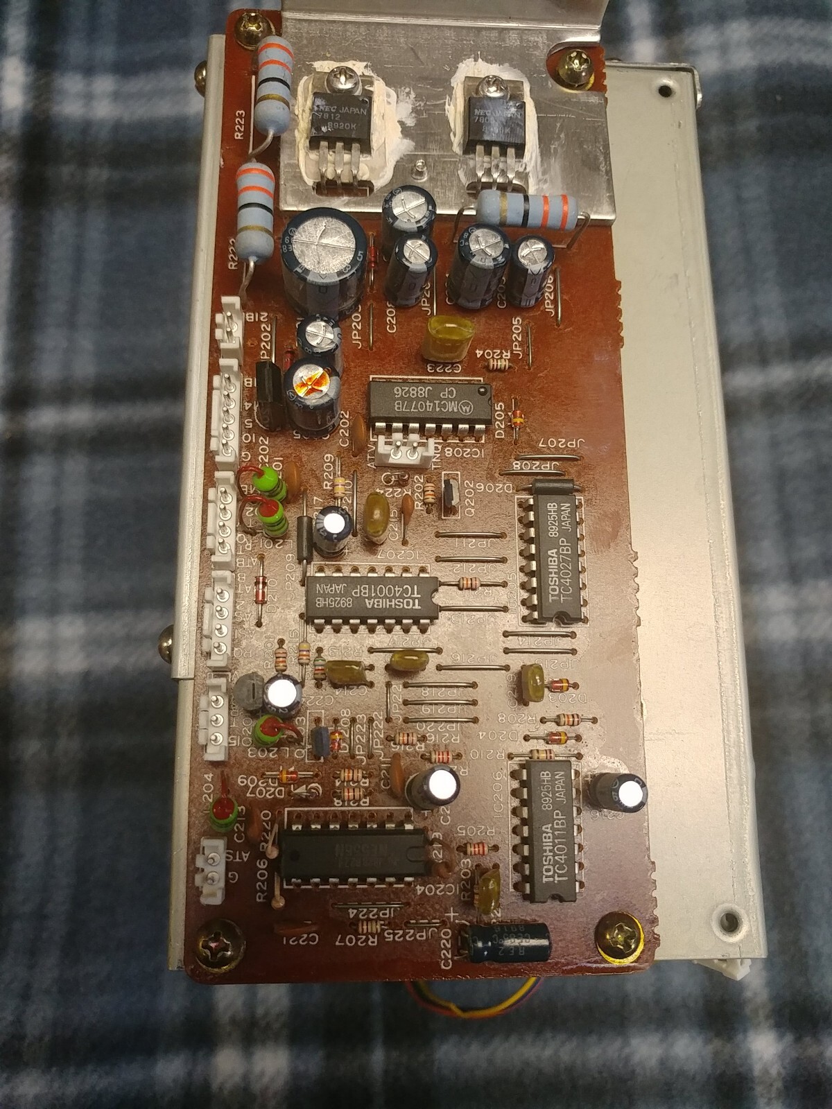 Picture 2 of 4