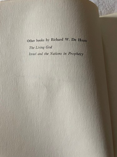 The World on Trial Studies in Romans 1970 1st Ed DeHaan Religious Christian - Picture 4 of 5